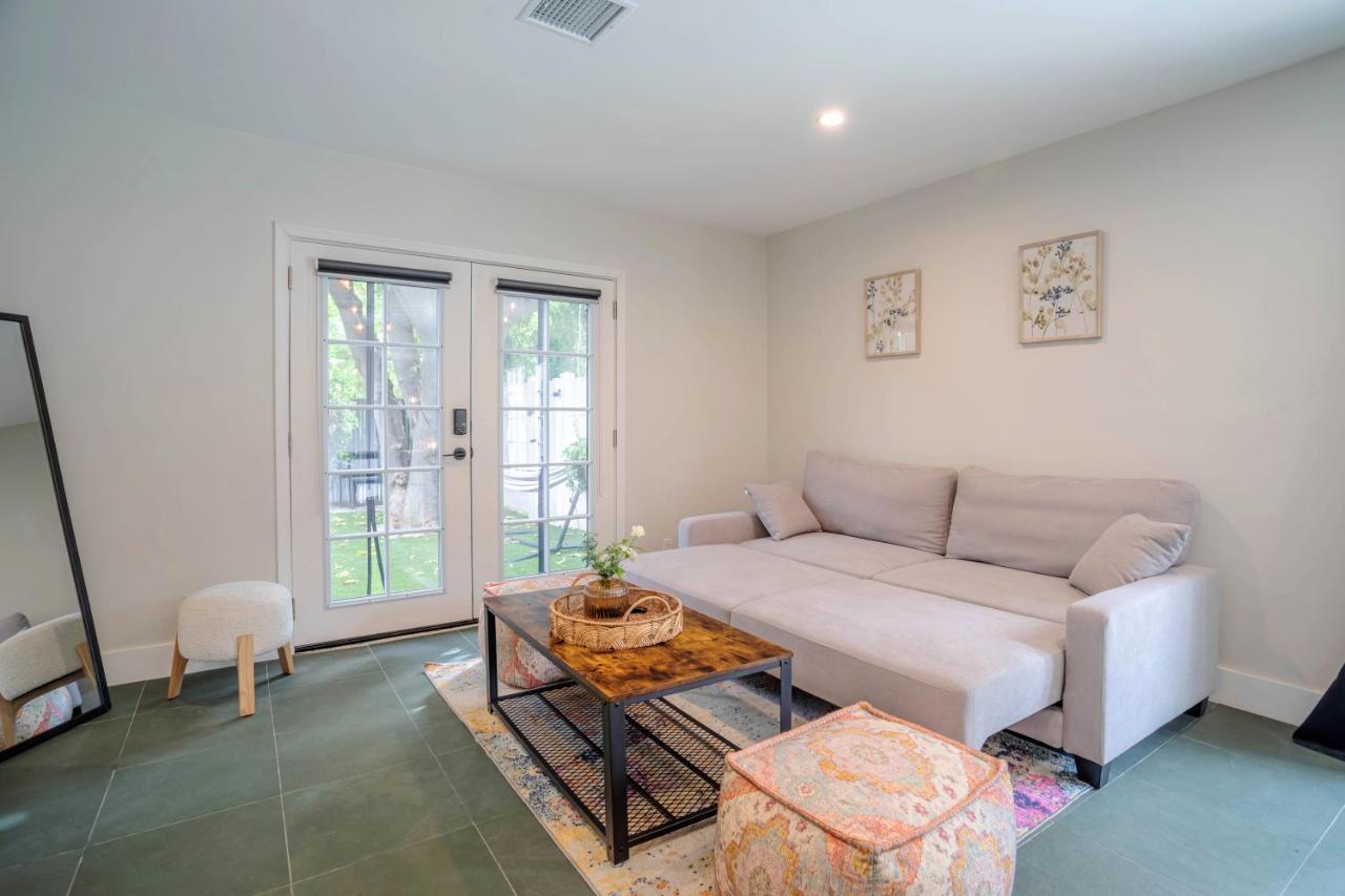 Serene 1 Bed Guest House With Patio Sleeps 6 Los Angeles Ngoại thất bức ảnh
